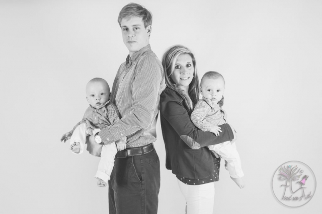 séance photo studio enfant famille grossesse soeur couleur et noir et blanc tout un art photographie bruxelles brabant wallon wavre auderghem watermael boistfort woluwe saint lambert woluwe saint pierre