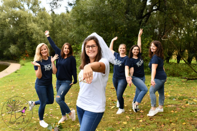 séance photo reportage freestyle enterrement de vie de jeune fille bachelorette party couleur et noir et blanc tout un art photographie bruxelles brabant wallon wavre auderghem watermael boistfort woluwe saint lambert woluwe saint pierre