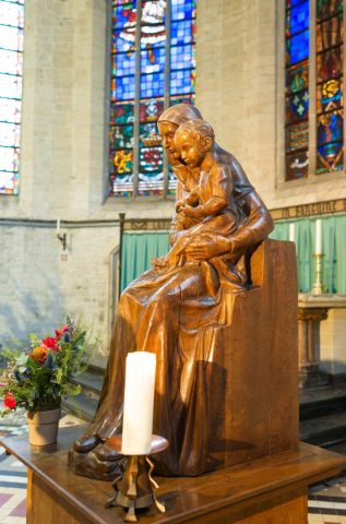 bapteme-evenement-reportage-mariage-photographie-tout-un-art-bruxelles-eglise-la-cambre-abbaye-bonheur